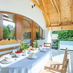 Apartment Kupolavilla-apartment-event House By The Danube River-buda