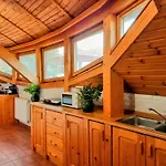 Kupolavilla-apartment-event House By The Danube River-buda Apartment Budapest