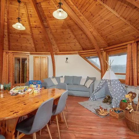 Kupolavilla-apartment-event House By The Danube River-buda ブダペスト